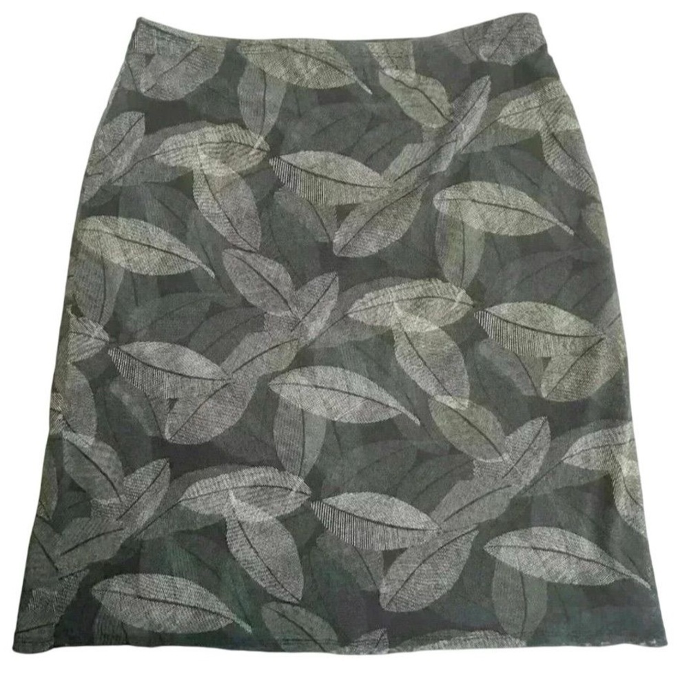 New York & Company Women's M Gray Floral A-Line Knee Length Skirt